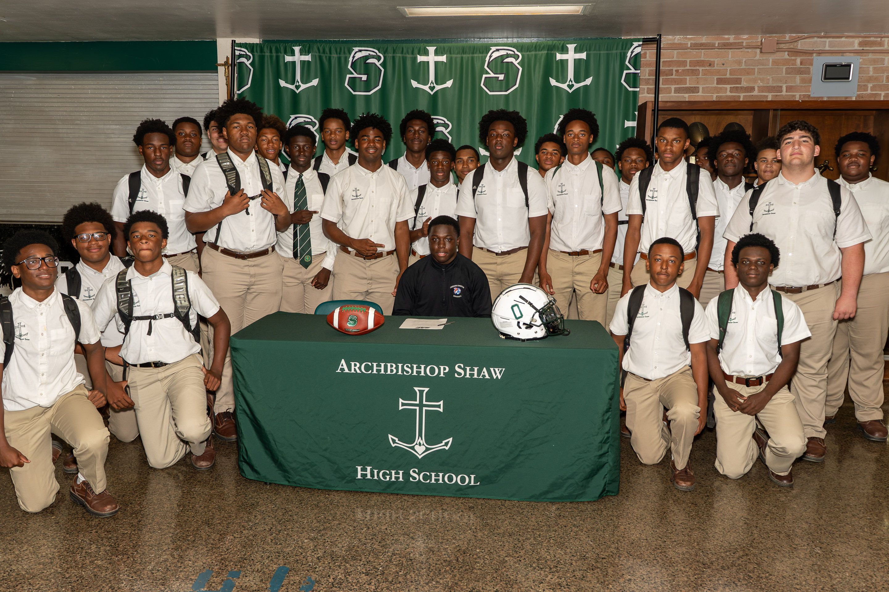 Football Carter J Quan Signing 10 1777569053586
