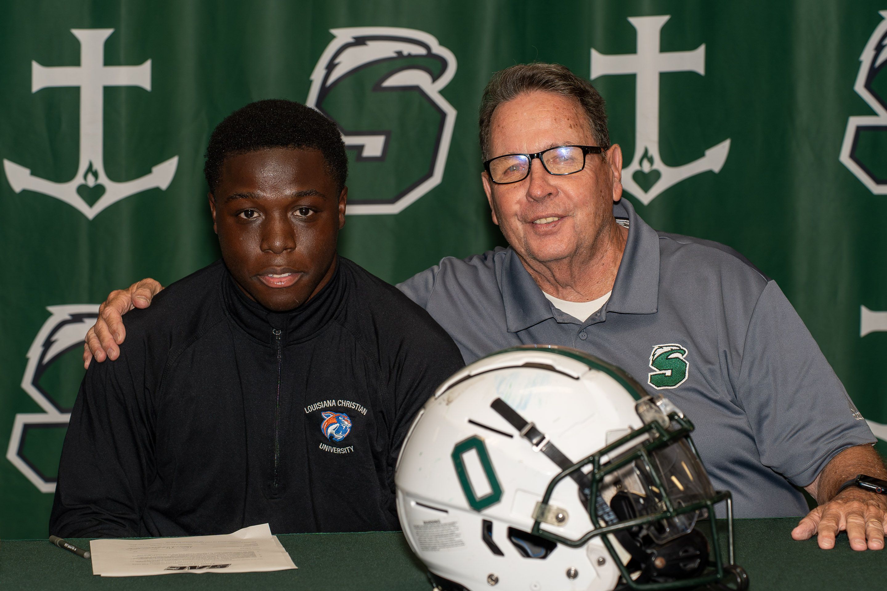 Football Carter J Quan Signing 3 1777569007993
